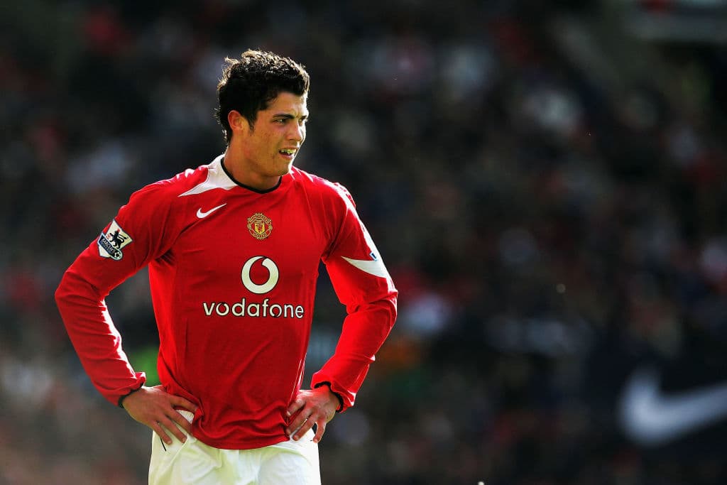 Cristiano en un partido de la Premier League con el Manchester United en 2005.