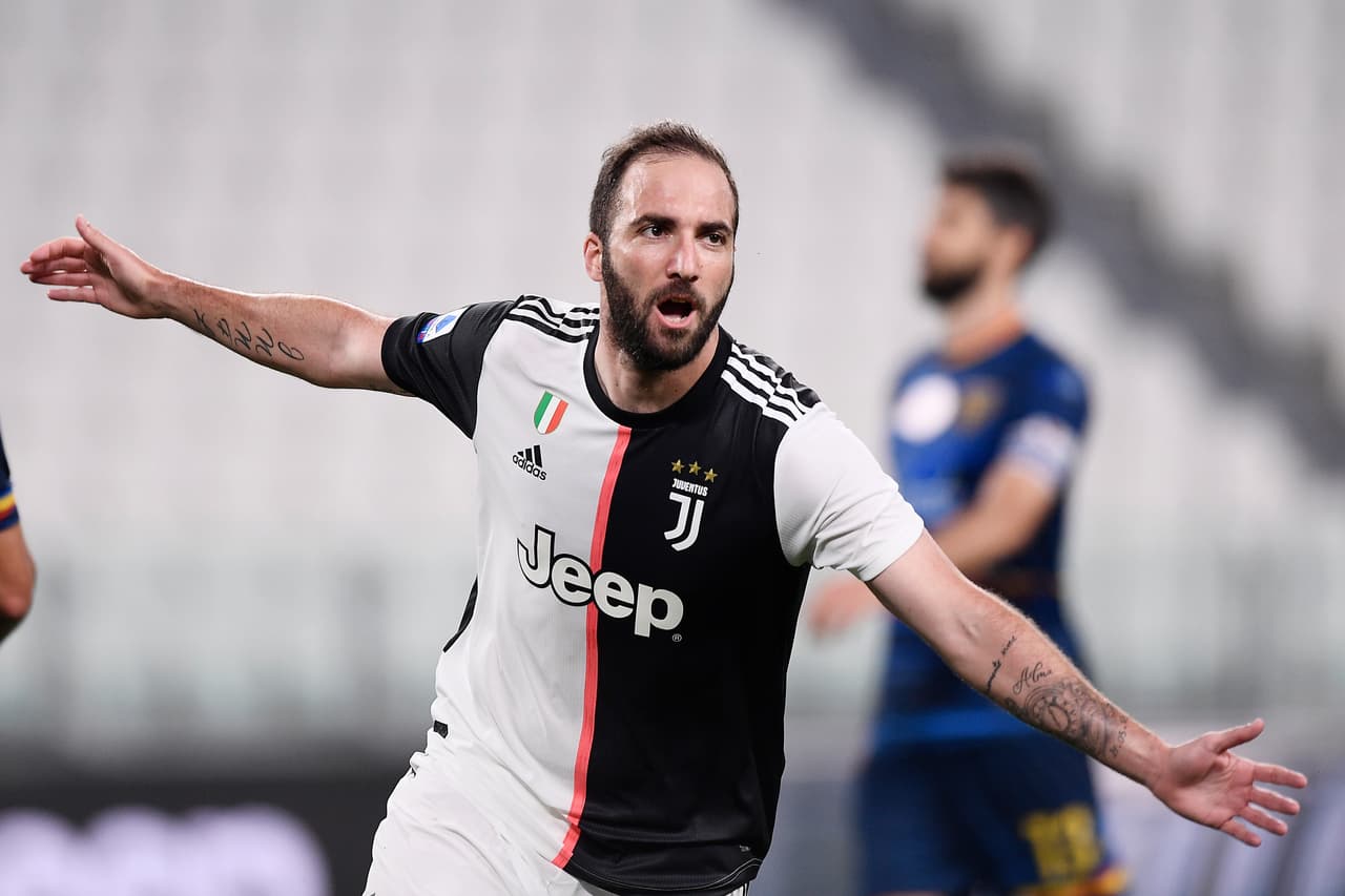 Higuaín, a una firma de la MLS.