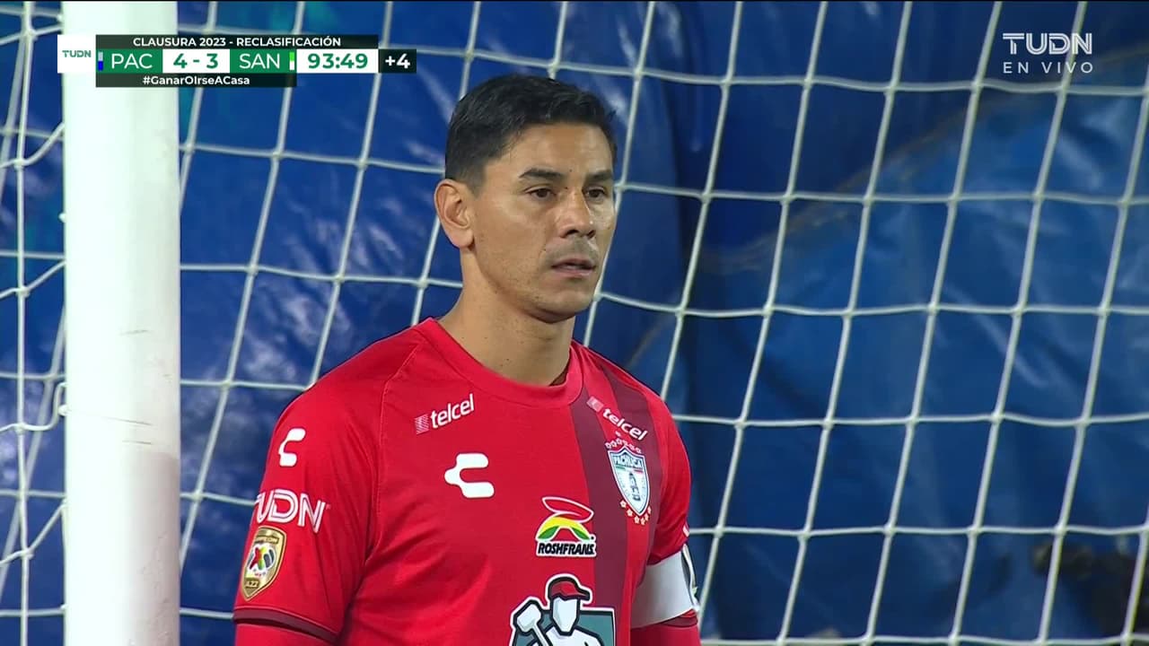 ¡GOOOL! Dória anota para Santos Laguna.