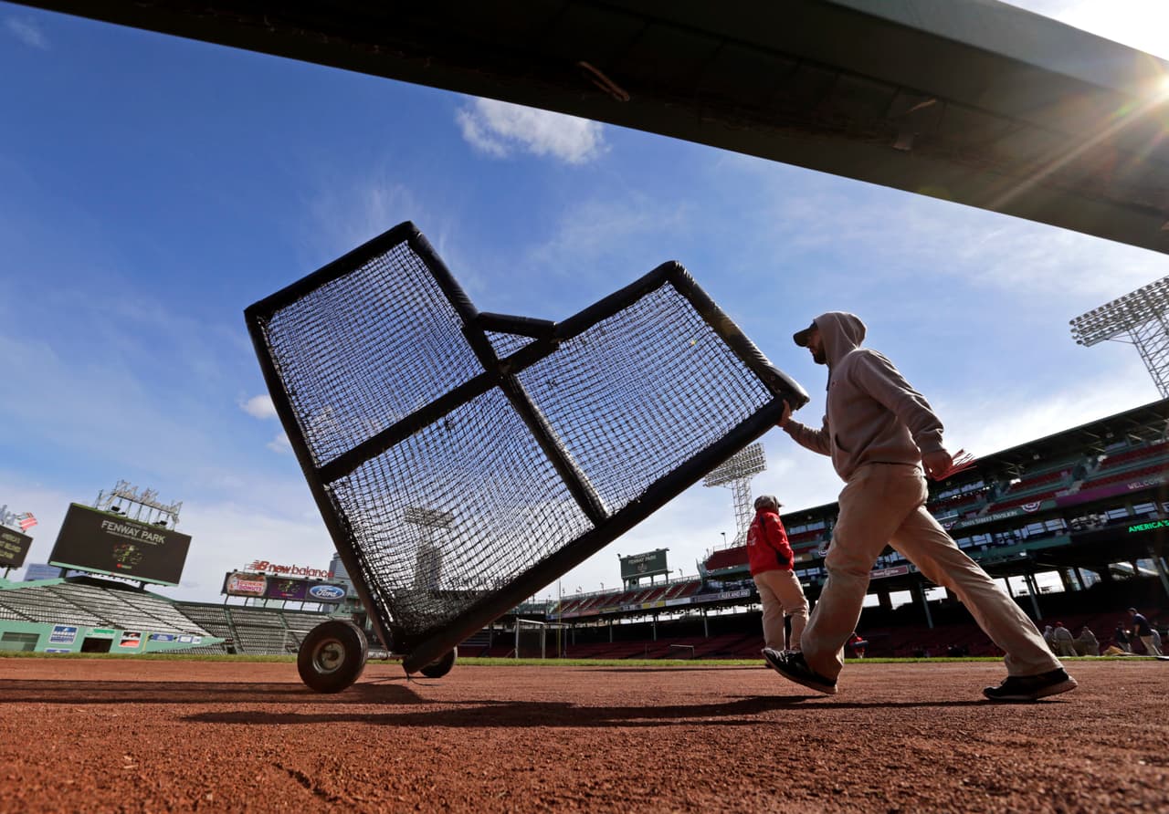 Para la práctica de bateo nunca puede faltar este aditamento, para proteger a quien lanza las pelotas durante la sesión de batazos.