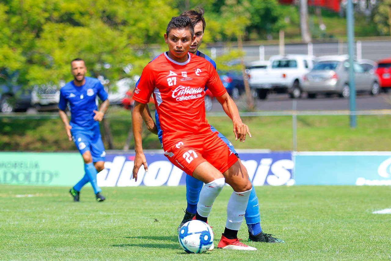 Atlético San Luis, con doblete de Diego Pineda, venció 2-1 de visita a Monarcas Morelia, que descontó con Mario Osuna, en juego de preparación de pretemporada en la cancha anexa del estadio Morelos, previo al Apertura 2019 de la Liga MX.