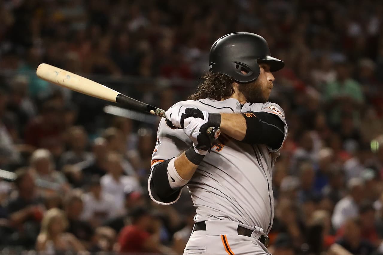 En las paradas cortas iniciará Brandon Crawford de los San Francisco Giants. El veterano es nominado por segunda vez en su carrera. En 2018 batea para .300, acumula 91 hits, 21 de ellos son dobletes.
