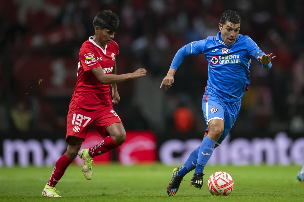 Chivas viene de atrás para pasar a la Final de la Copa por México mientras que Toluca y la Máquina no se hacen daño