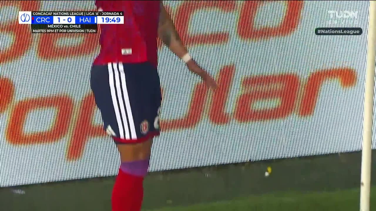 ¡GOL!  anota para Costa Rica. Andrey Soto