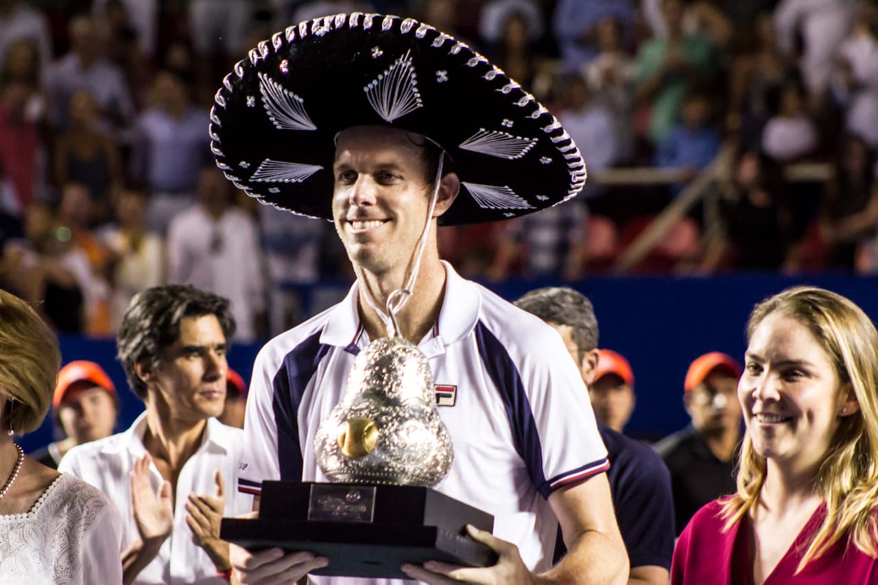 Con la participación de figuras como Novak Djokovic, Rafael Nadal, Marin Cilic y Juan Martín del Potro, el Abierto Mexicano de Tenis tuvo su mejor torneo varonil en el bello puerto de Acapulco. El estadounidense Sam Querrey se coronó en el certamen de caballeros, mientras que la ucraniana Lesia Tsurenko hizo lo propio en el femenino.