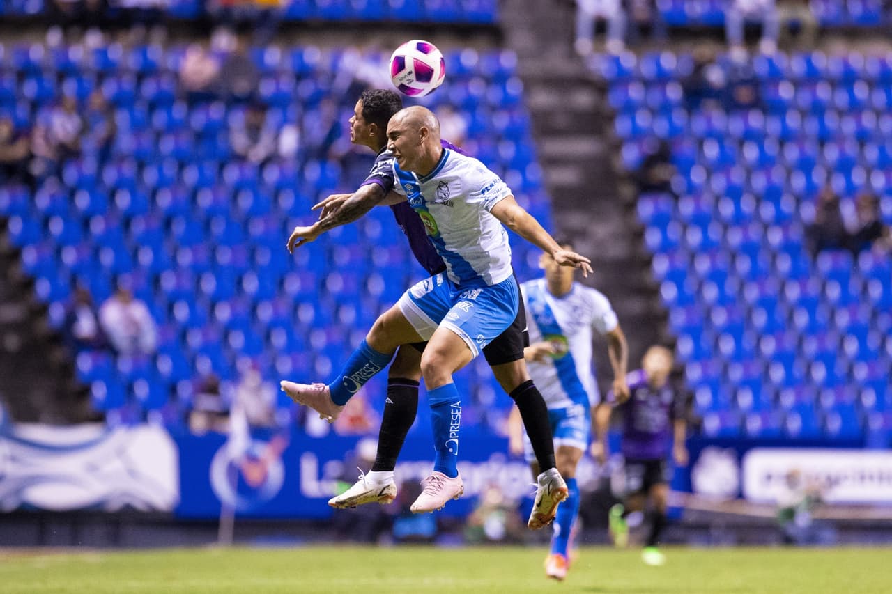 De la mano de Christian Tabó y Dieter Villalpando, Puebla consigue tres importantes puntos frente a Mazatlán tras vencer 2-0.