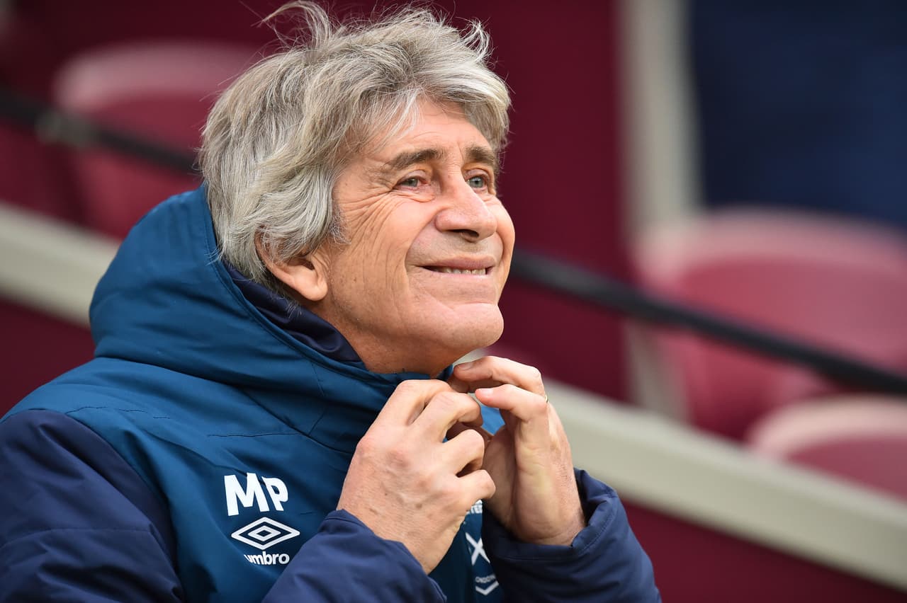 Mientras el mexicano sumó su cuarto juego sin acción, los Hammers regresaron al camino del triunfo en la tercera ronda del torneo más antiguo de clubes en el mundo.