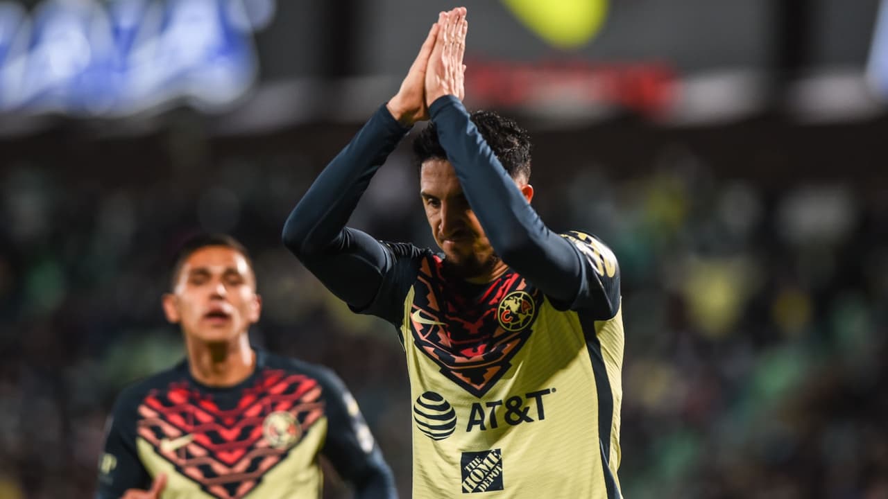 Diego Valdés se estrena como goleador del América ante su ex