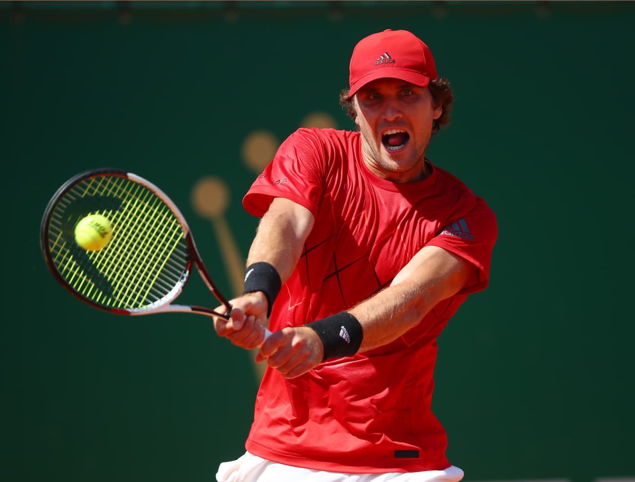 Michael Zverev derrotó al francés Lucas Pouille con parciales 2-6, 6-1, 7-6 (3).