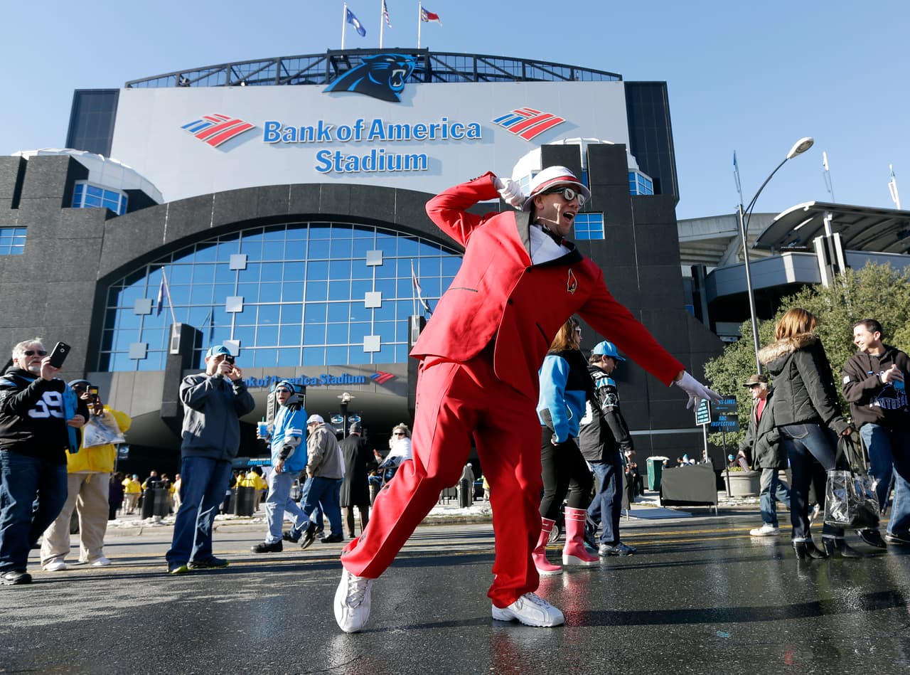 La adrenalina de los fans se desbordó durante los juegos de Campeonato de Conferencia de la NFL. ¡Checa las mejores tomas!