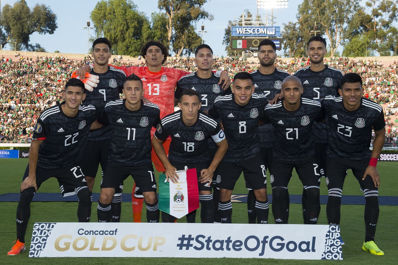 Guardado, dorsal '18', es el capitán de la Selección Mexicana. Este ecotejo significó su partido 19 en este torneo.