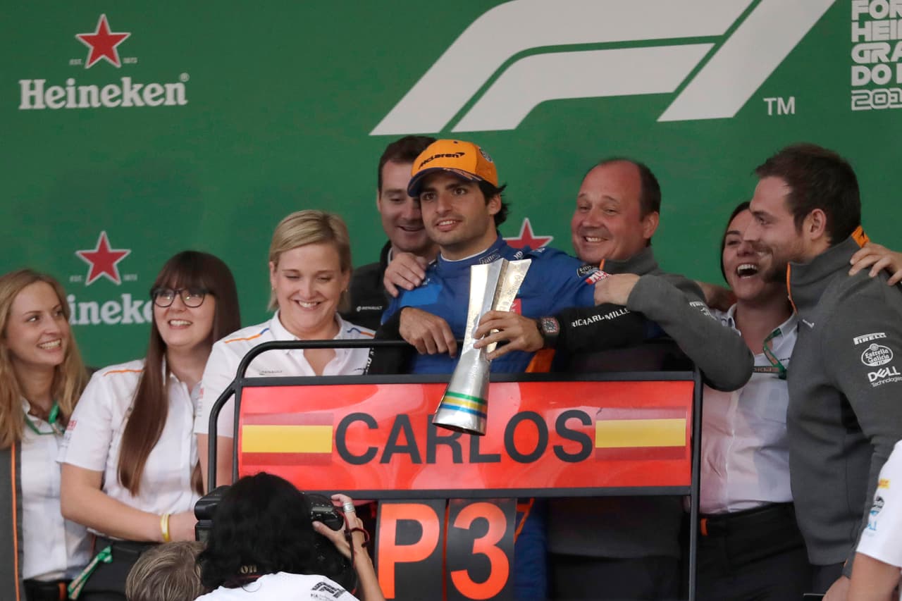 Cuando obtuvo un lugar en el pódium al quedarse con el tercer lugar en el circuito de Interlagos en Brasil.