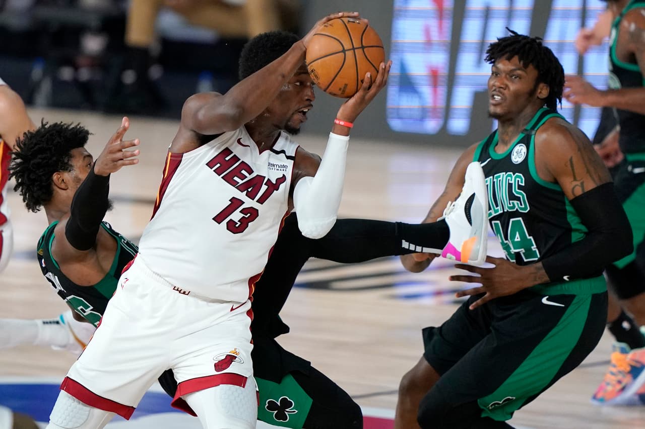 Miami consigue venir de atrás para vencer 117-114 a los Celtics y pegan en el primer partido de las finales de conferencia.