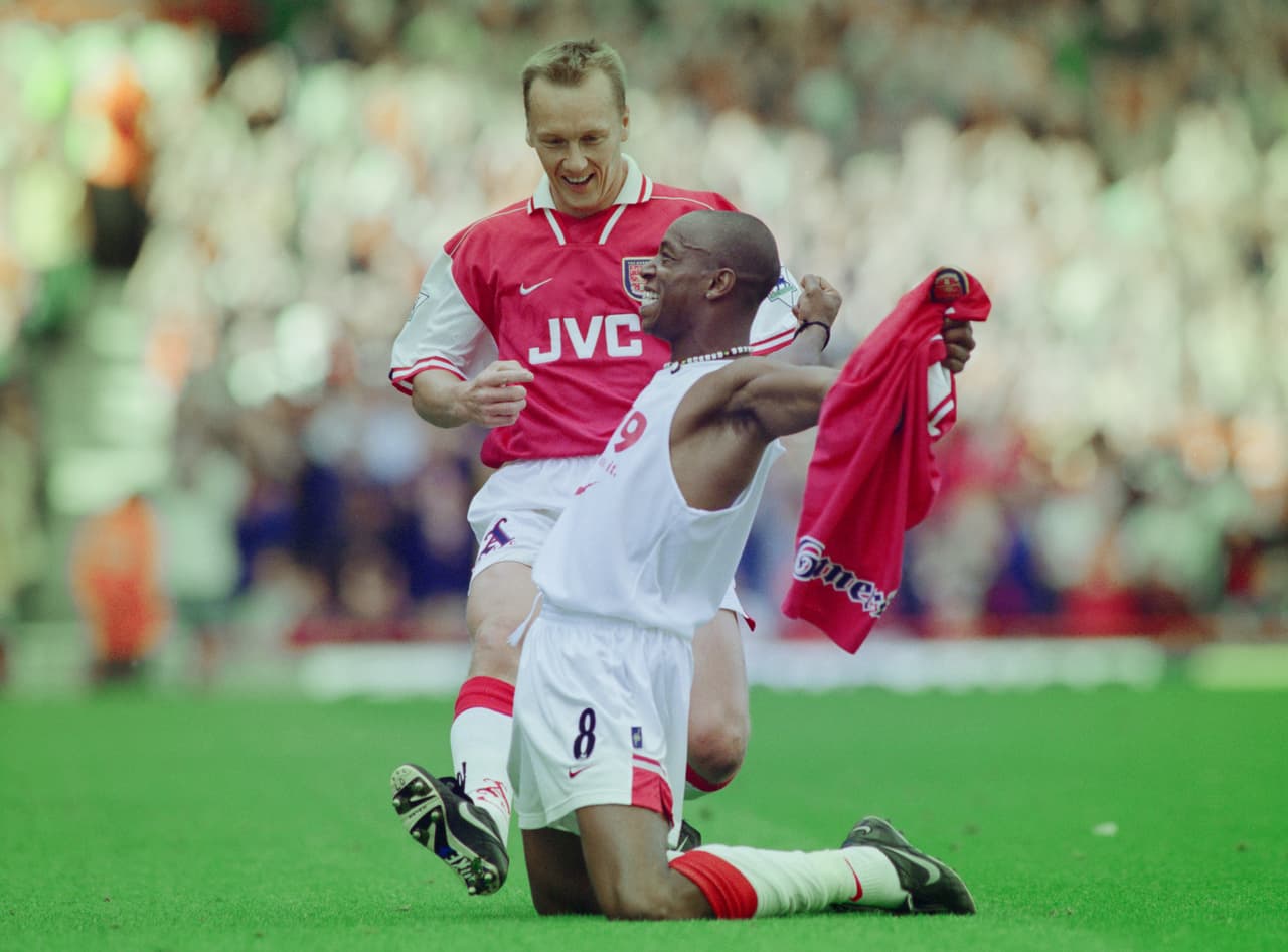 El padre de Shaun y Bradley Wright-Phillips, Ian Wright, fue toda una leyenda del Arsenal. Él ocupa la posición número 18 con 113 goles.