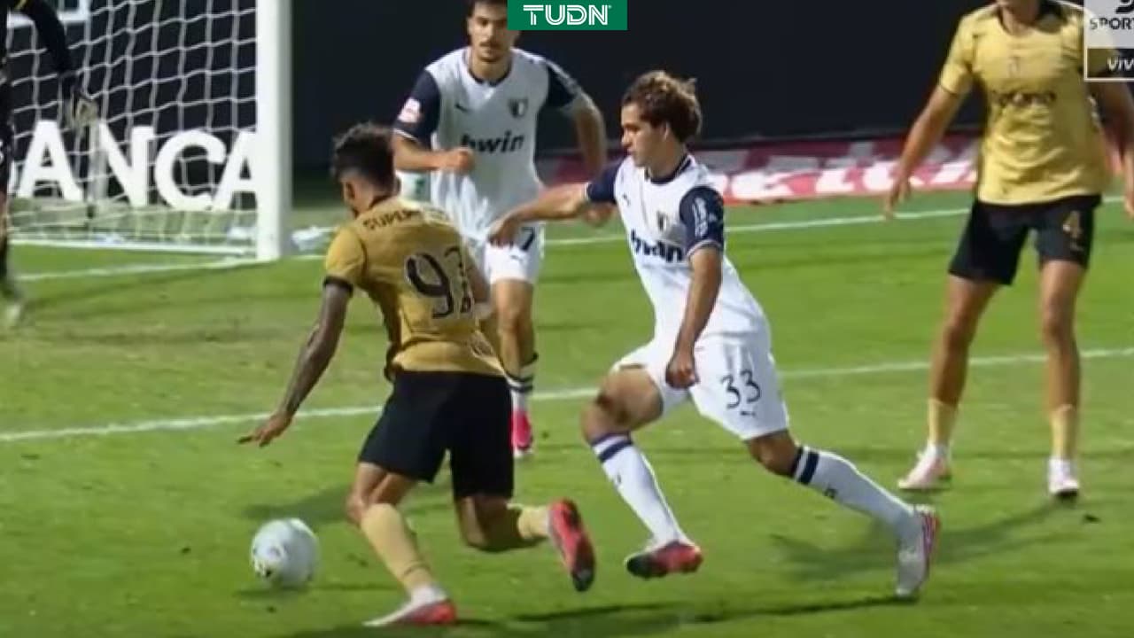 Pato Salas debuta con Famalicao en la liga de Portugal en el empate ante Sporting