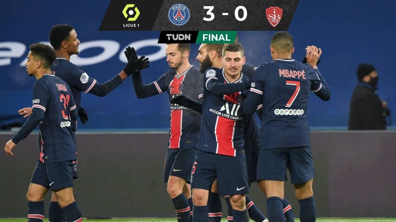 Pochettino se estrena en el PSG con goleada