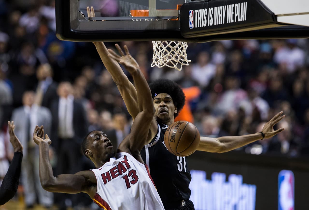 Disfruta de las imágenes del emocionante partido de temporada regular celebrado en Ciudad de México entre el Miami Heat y los Nets de Brooklyn.