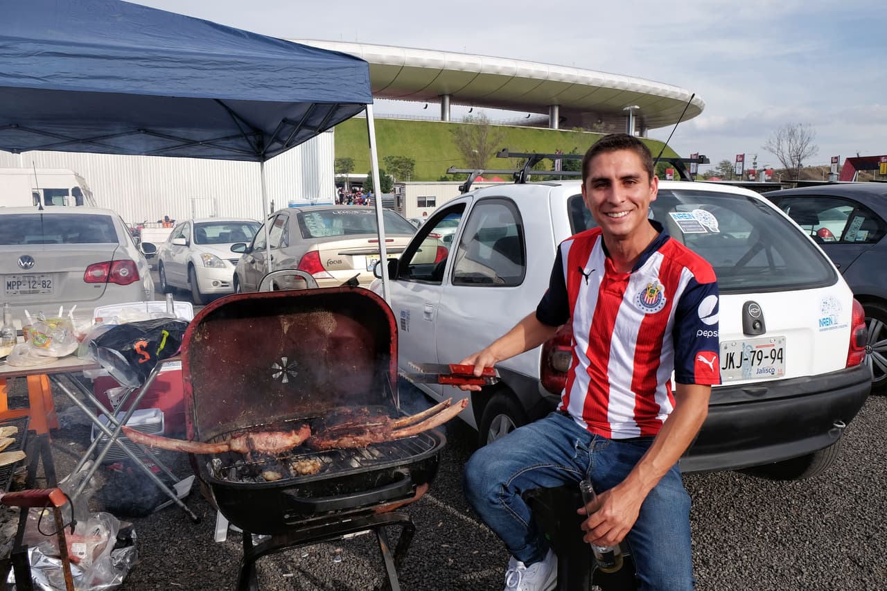 Los fanáticos de Chivas y América se alistan para el Clásico Nacional en la Jornada 11 del Clausura 2019 de la Liga MX.