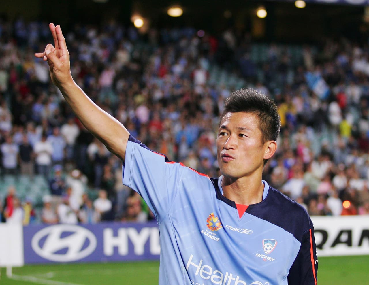 Con el equipo australiano apenas duró una temporada, pero siempre dejando su huella de profesionalismo y alegría en la cancha.