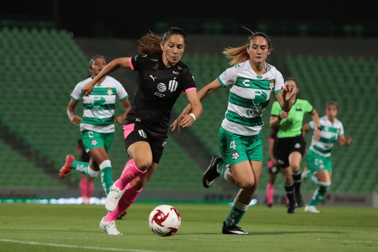 Santos pierde ante Rayadas 3-1