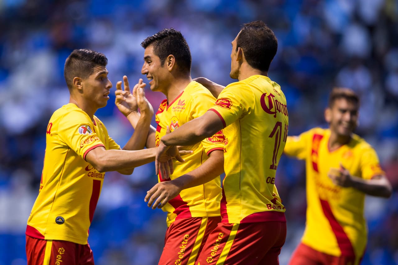 Los jugadores de Monarcas celebraron en grande el tanto a pesar de que se trató de un claro autogol de Angulo.