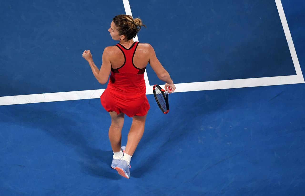 La rumana igualó las cargas a base de sus golpes ganadores para acortar lo más posible los intercambios.