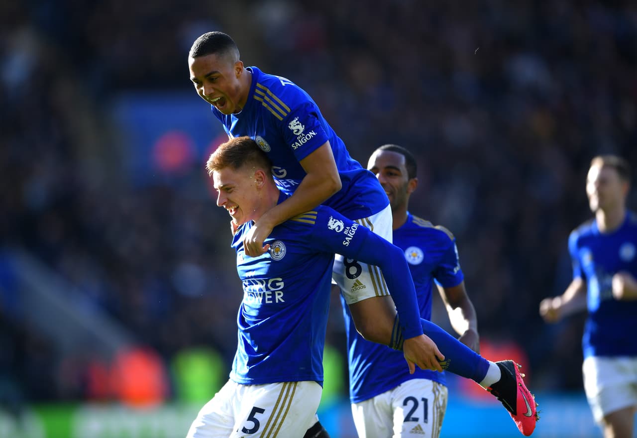 Rüdiger (46’, 71’) abrió y cerró el marcador. Barnes (54’) y Chilwell (64’) marcaron para los locales. Los de Lampard cierran la J25 con 41 unidades y los dirigidos por Brendan Rodgers acumulan 49.