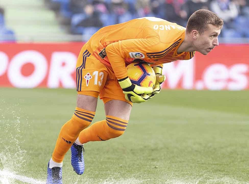 De hecho, en general fueron pocas las oportunidades en las que Cuéllar o Rubén Blanco intervinieron para salvar sus porterías.