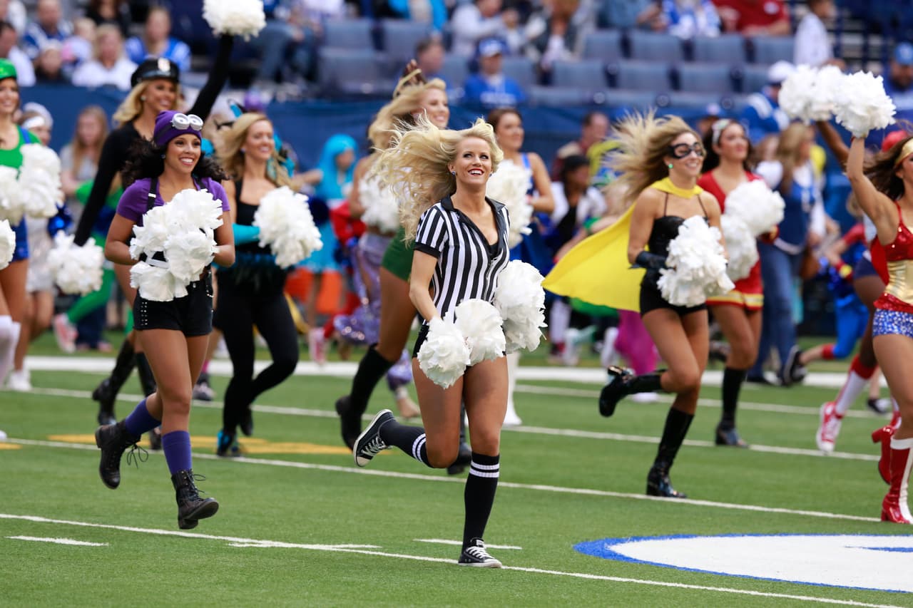 Las Titans y las Colts son las primeras porristas de la NFL en disfrazarse esta temporada para recibir el Halloween. ¡Checa los atuendos e inspírate!
