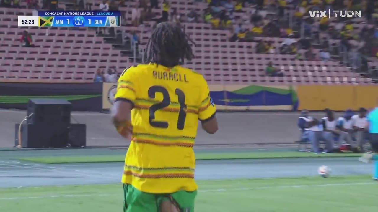 ¡Jamaica toma la delantera! Disparo de Burrell y el 2-1 en el marcador