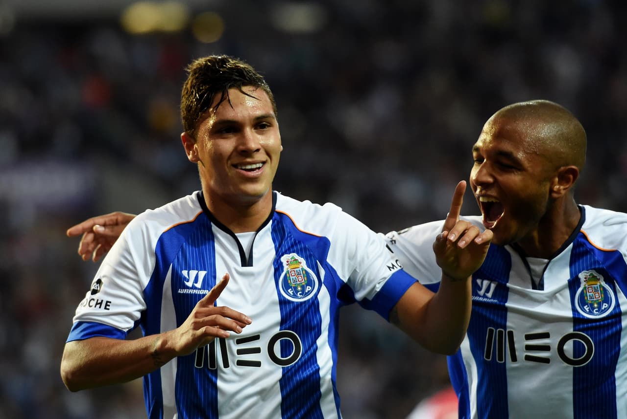 Quintero solamente duró dos temporadas en el Porto. Sin embargo, el Porto pagó otros siete millones por la otra mitad del pase para adquirirlo por completo.