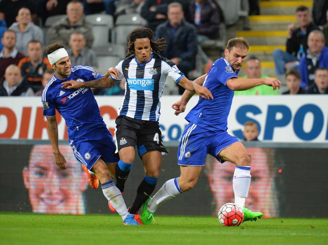 Chelsea 2-2 Newcastle: Willian rescata un punto para el Chelsea que todavía no levanta