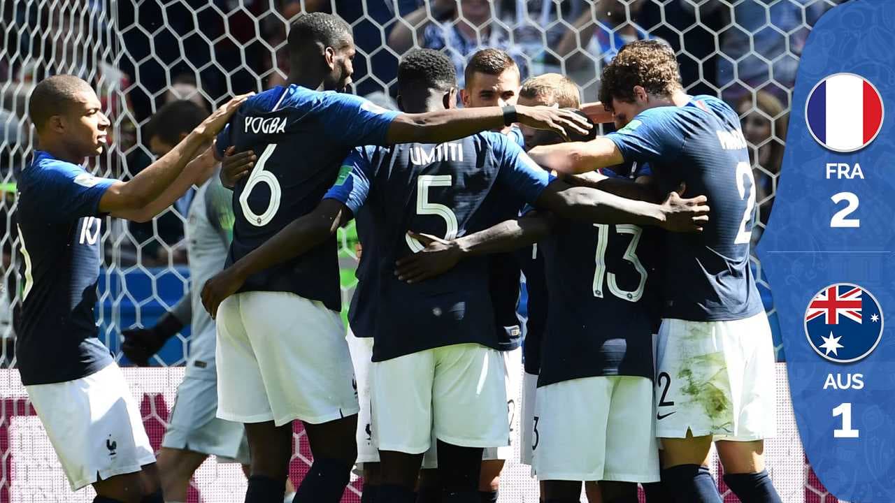 Francia sufrió, pero venció a Australia con el VAR como protagonista