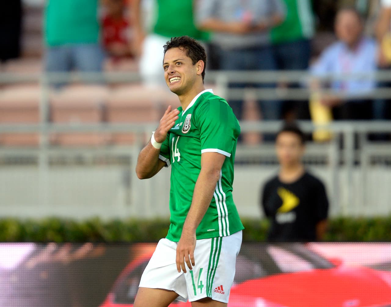 ¿Por qué confiar en Chicharito para titular en Rusia?