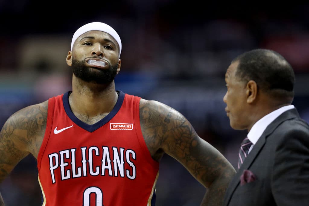 8) 
<b>DeMarcus Cousins</b>. Un jugador que promedia entre 25 y 28 puntos en la posición 5 es una joya en esta NBA. Pero DMC tiene un muy mal carácter que podría romper la armonía que hay en Golden State.