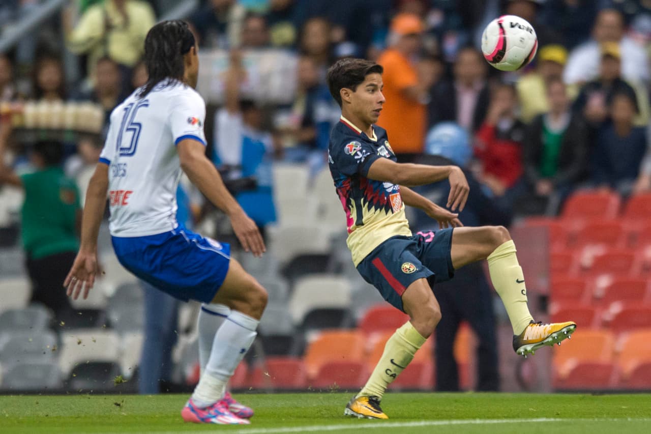El juvenil Diego Lainez hizo parte del equipo americanista, luego de su destacada participación con México en el Mundial Sub-17.