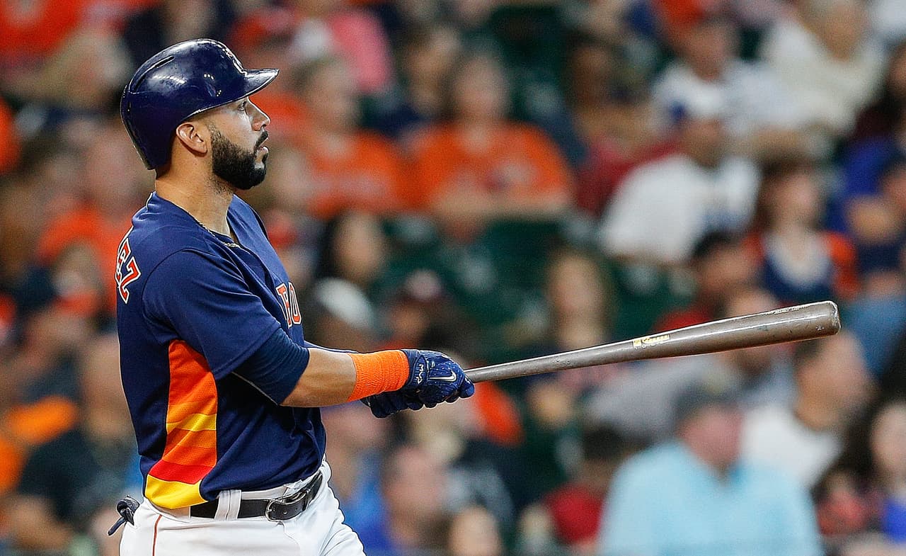 KC 4 – 5 HOU: Marwin González conectó un cuadrangular de dos carreras para los Astros.
