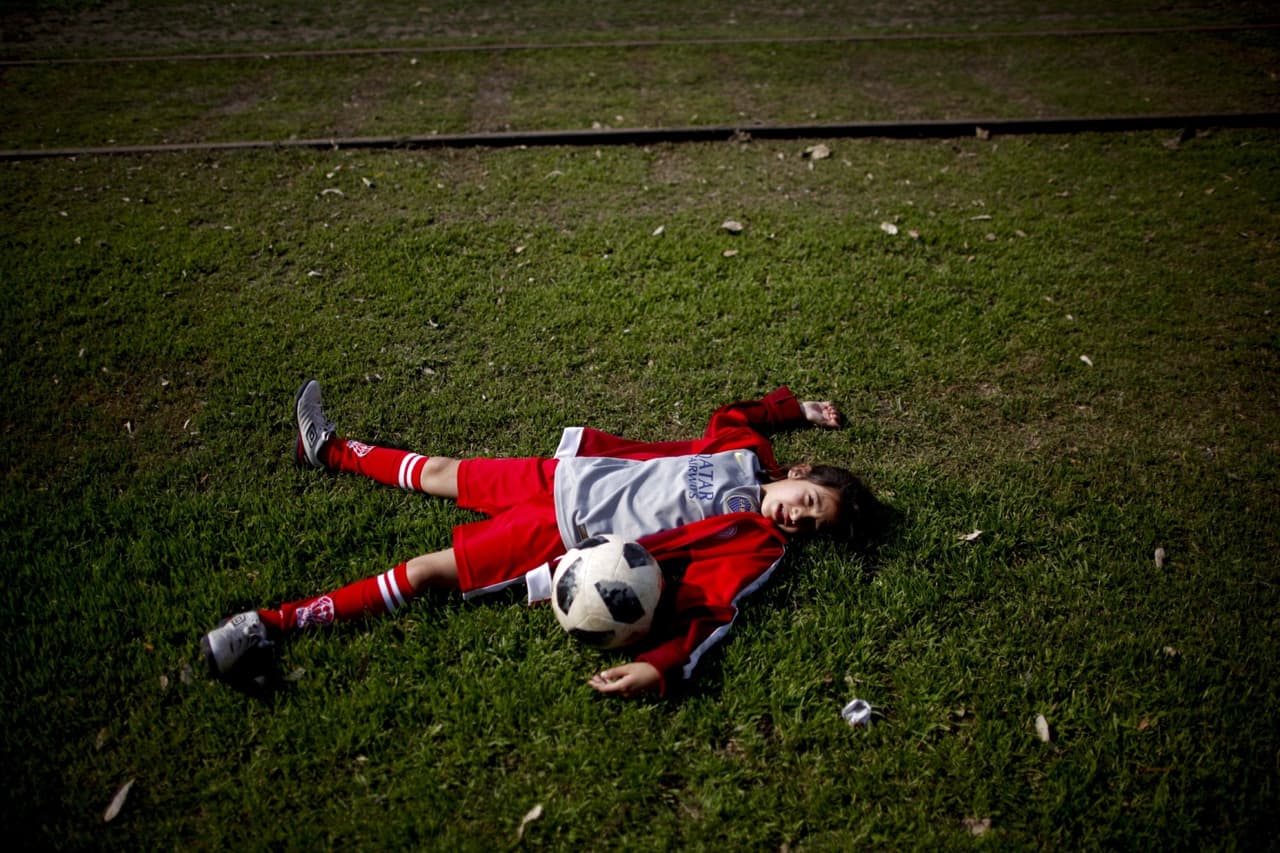 Solo 68 de las 230 Ligas regionales argentinas tienen equipos femeninos y la de 'Cande' no es una de ellas.