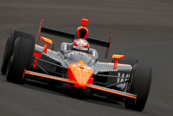 El colombiano Sebastian Saavedra será uno de los pilotos que representarán a América Latina en la Indy 500.