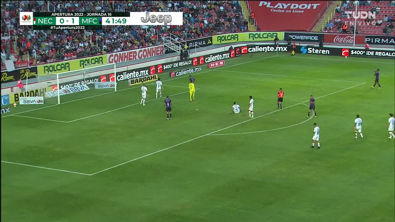 ¡TIRO ATAJADO! disparo por Josué Colmán.