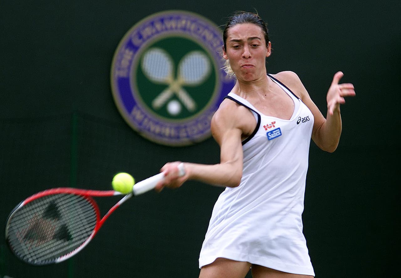 Nacida en Milán, Itaia, el 23 de junio de 1980, Schiavone comenzó su carrera profesional en el tenis en 1998, a la edad de 18 años.