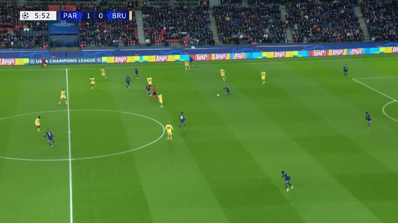 ¡GOL!  anota para Paris Saint-Germain. Kylian Mbappé