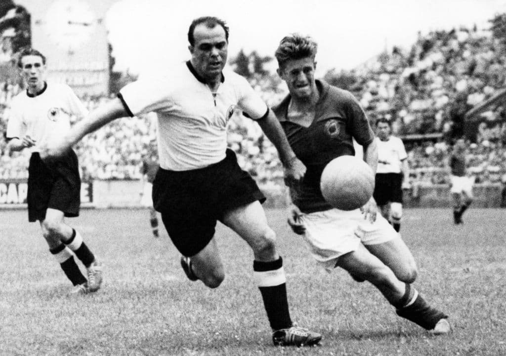 Suiza 1954 - Swiss World Champion
<br>Tenía una estructura de 18 paneles.
<br>