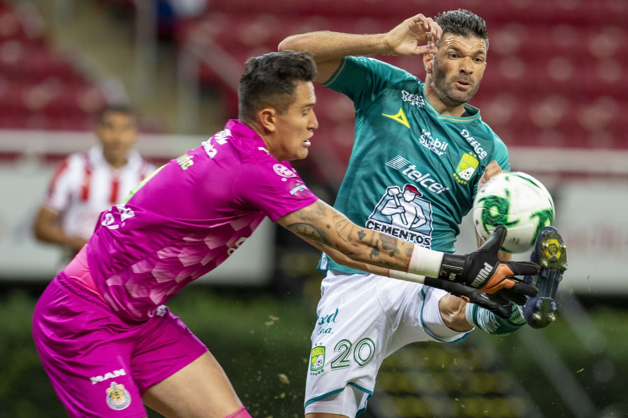 León se lleva el empate 1-1 en el Estadio Akron y se regresan con una leve ventaja a casa.