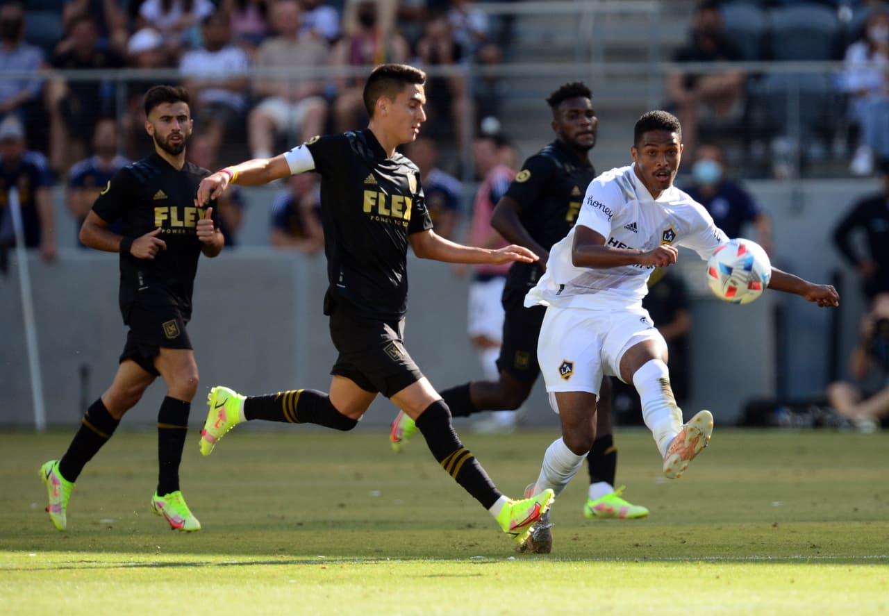 LA Galaxy se medirá a LAFC el domingo por la noche.
