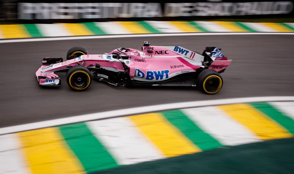 El mexicano Sergio 'Checo' Pérez tuvo su mejor tiempo en la segunda práctica libre con tiempo de 1:10.320 en el puesto 11 de la clasificación.