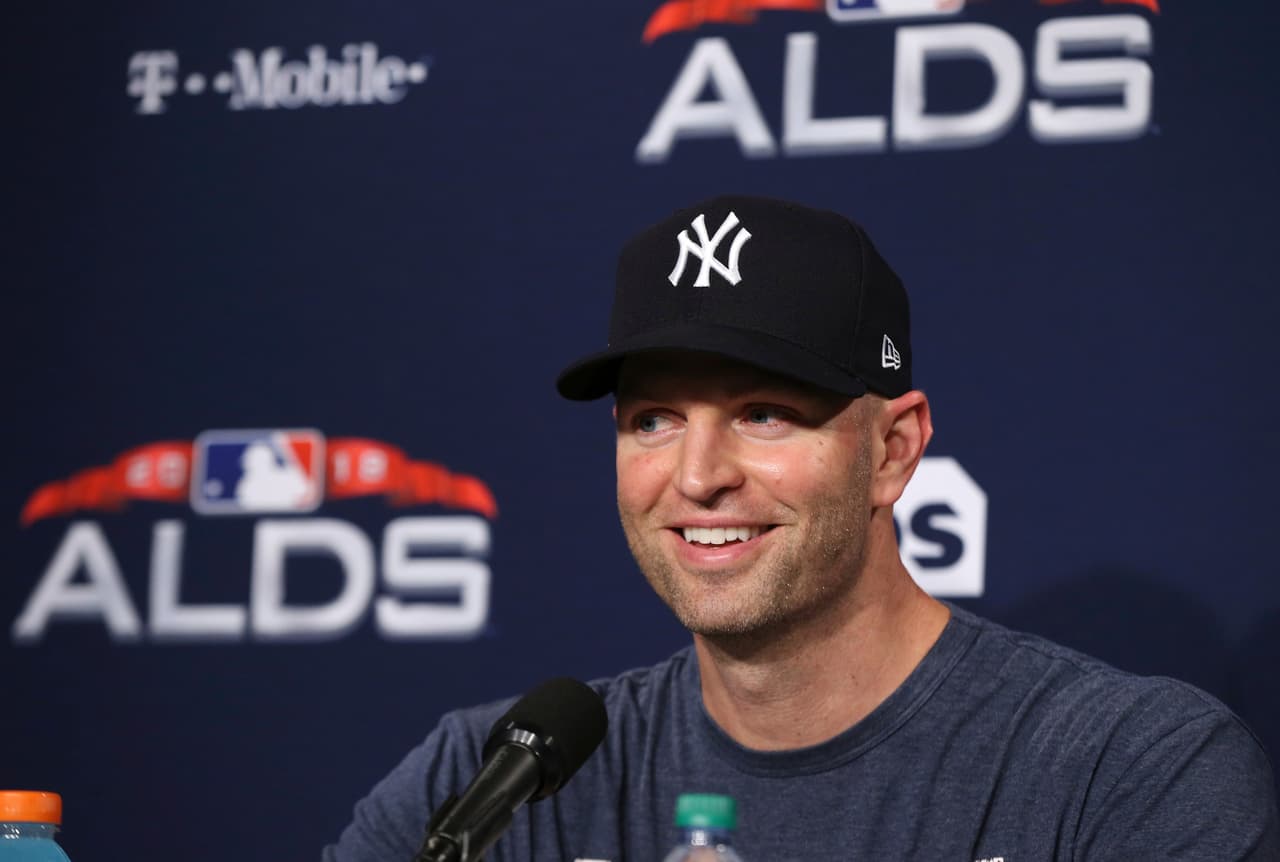 Y su primera decisión es mandar al centro del diamante a AJ Happ para abrir el Juego 1 de la Serie Divisional ante Boston. En 2018 Happ tiene marca de 1-1 y 1.99 ERA contra los Red Sox.