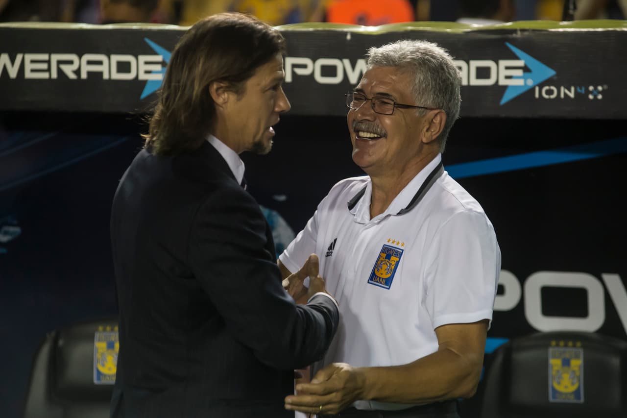 El trabajo de Almeyda ha hecho que se gane el respeto de técnicos veteranos como el brasileño Ricardo Ferretti, otro de los estrategas que está en la pelea por la corona.