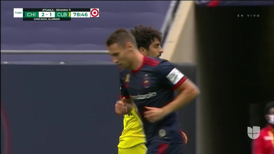 Tiro desviado de Youness Mokhtar