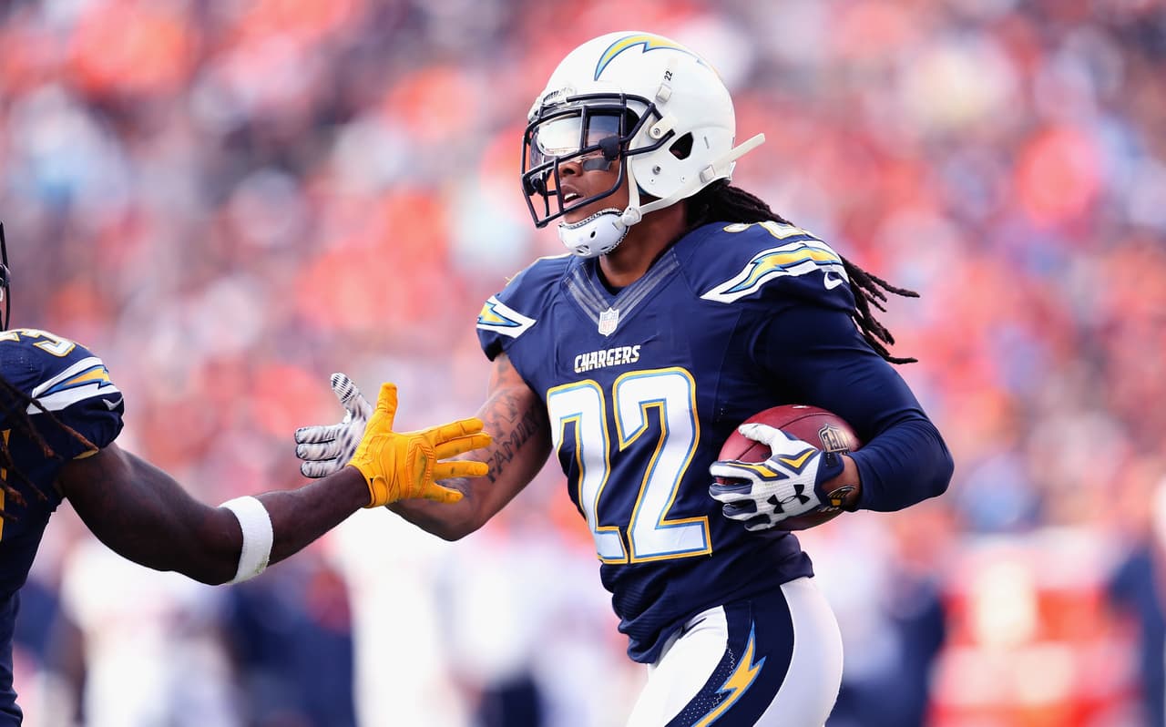 Duro golpe para Chargers: Jason Verrett se perderá la temporada